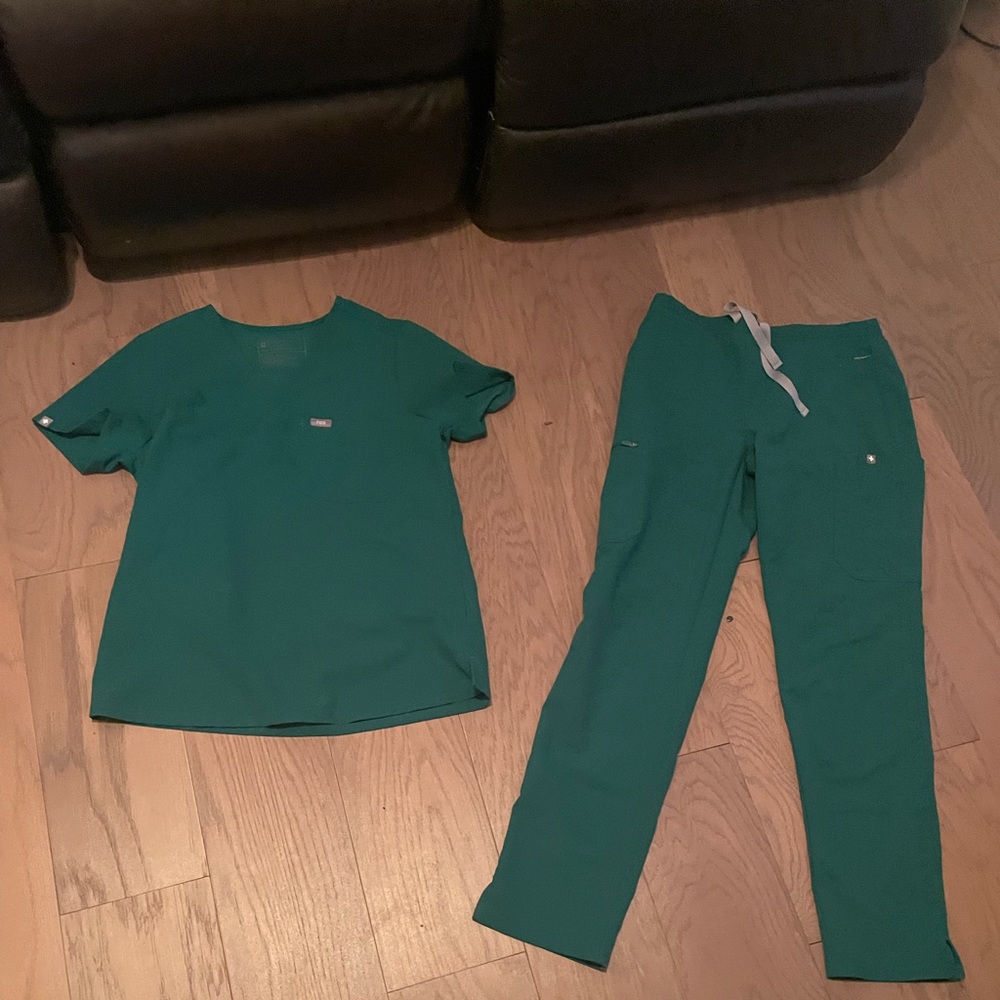 Hunter green figs set